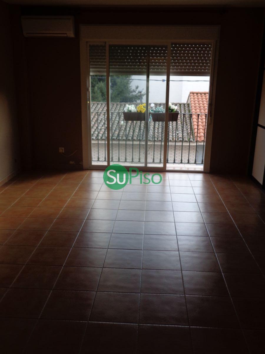 For rent of flat in Yeles