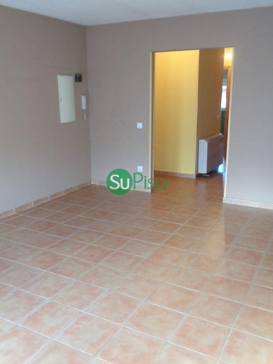 For rent of flat in Yeles