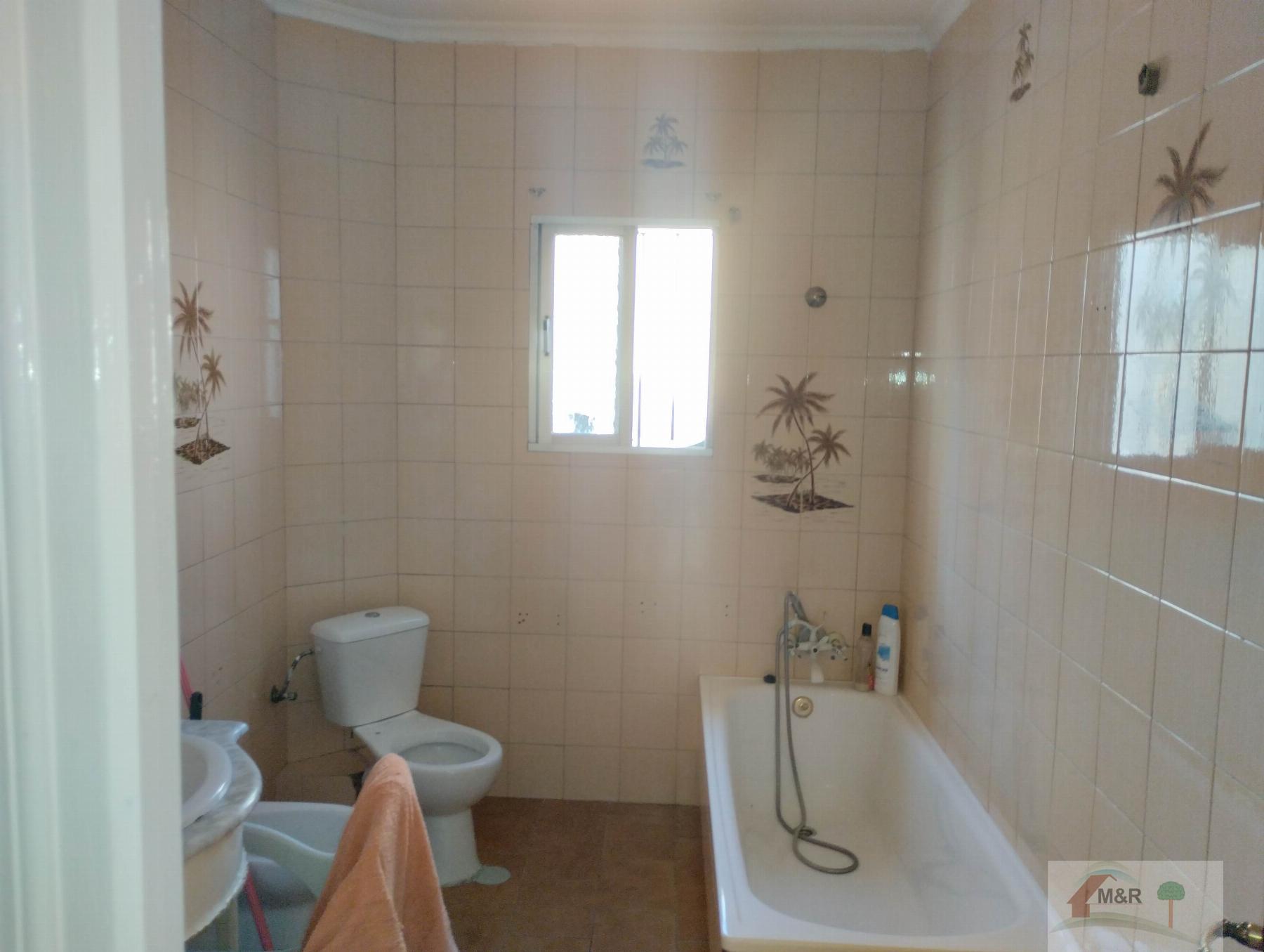 For sale of house in Bollullos de la Mitación