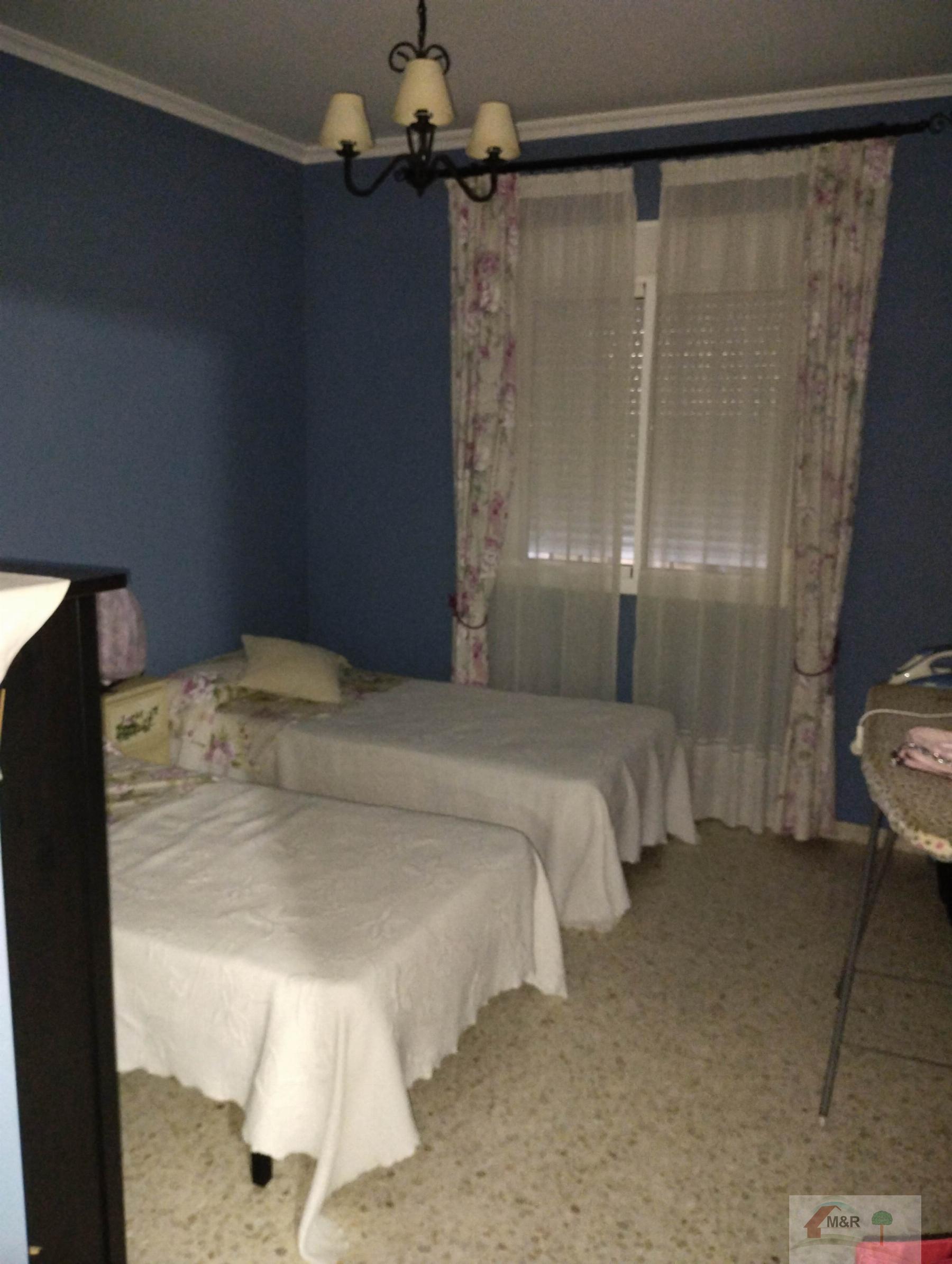 For sale of house in Villamanrique de la Condesa