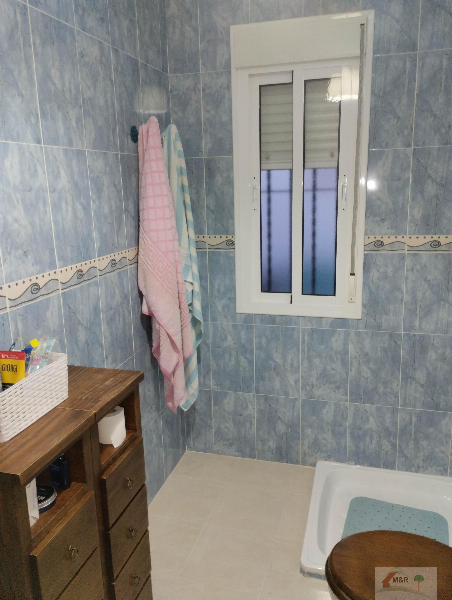 For sale of house in Villamanrique de la Condesa