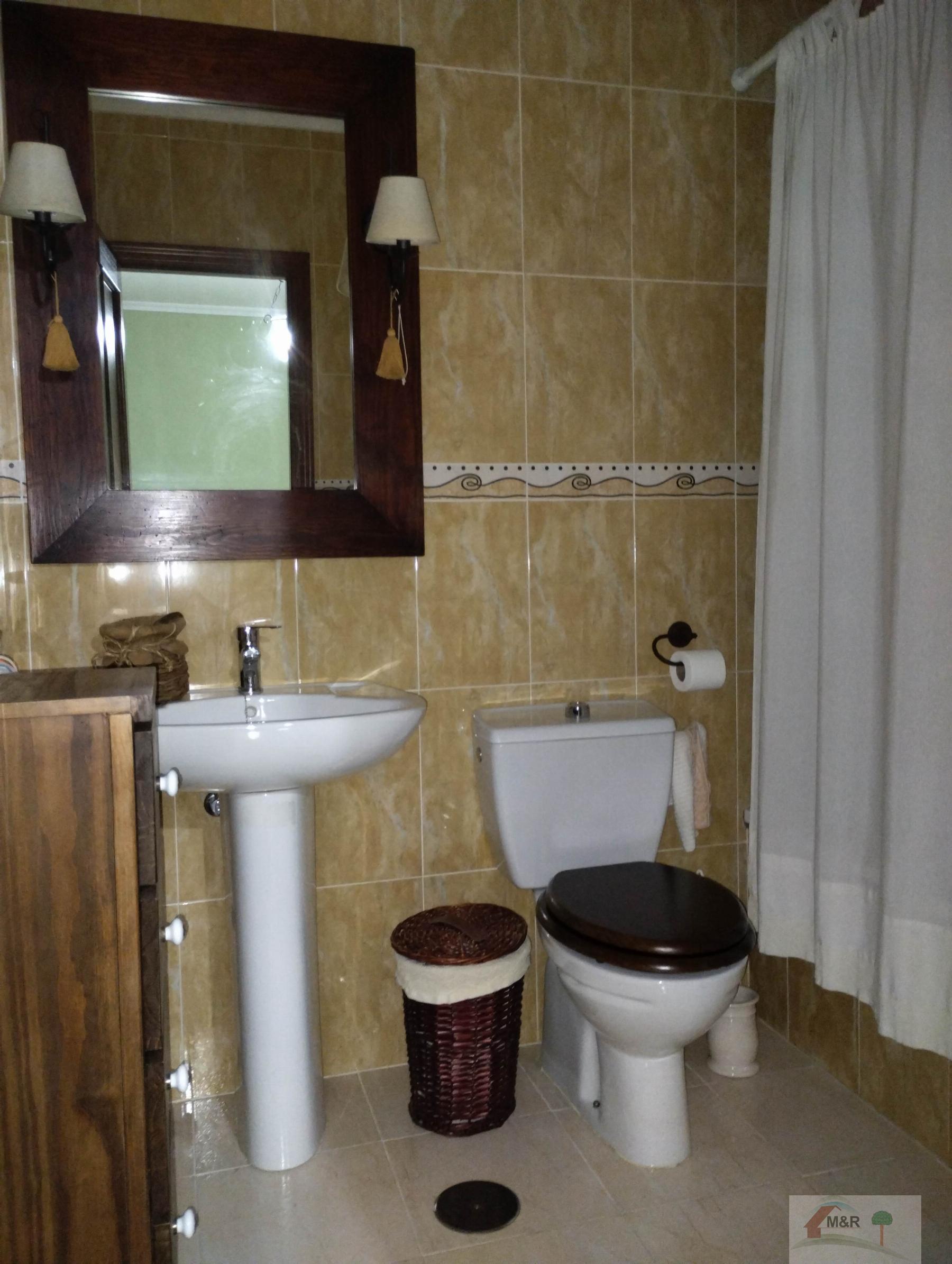 For sale of house in Villamanrique de la Condesa