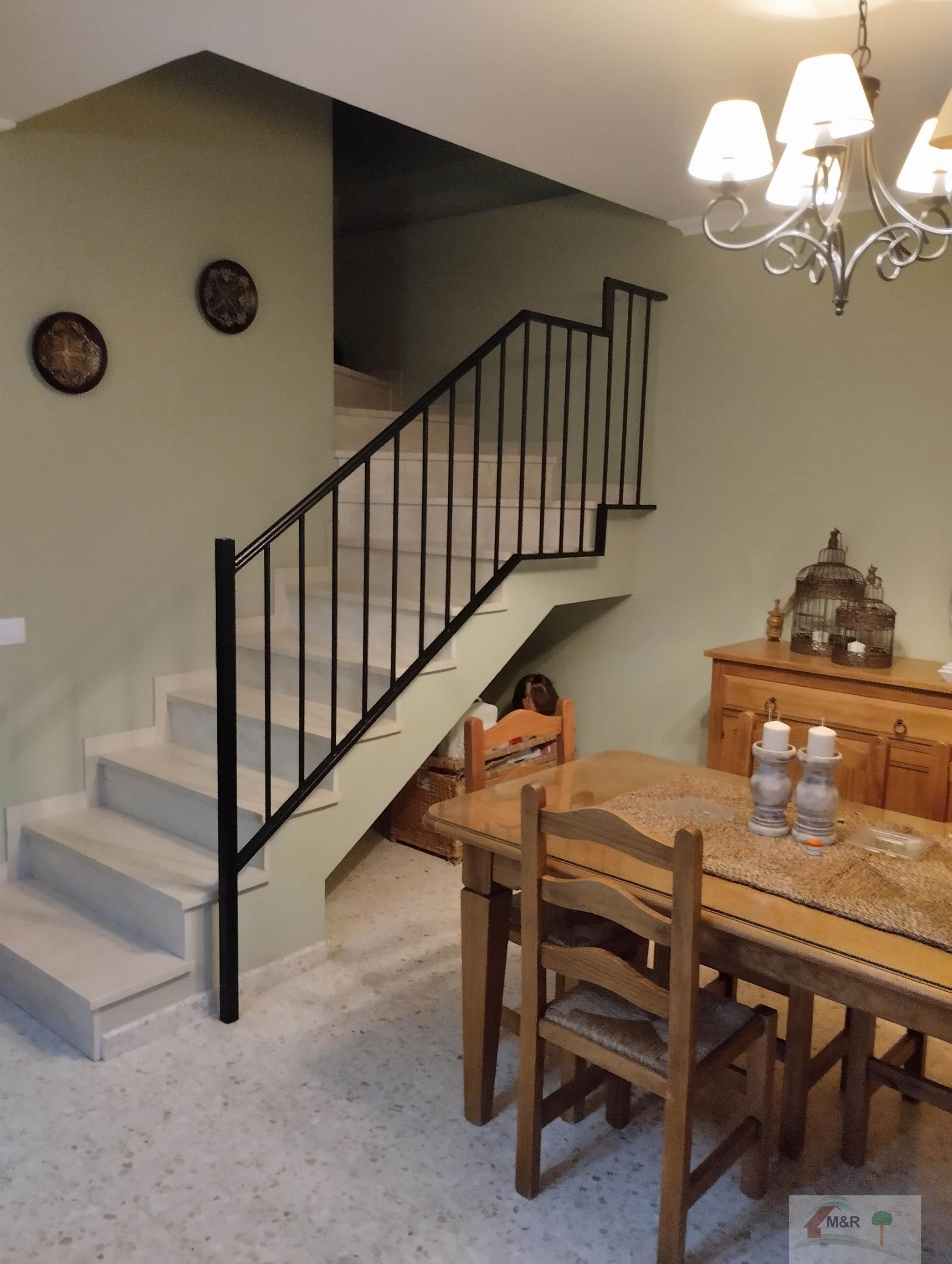 For sale of house in Villamanrique de la Condesa