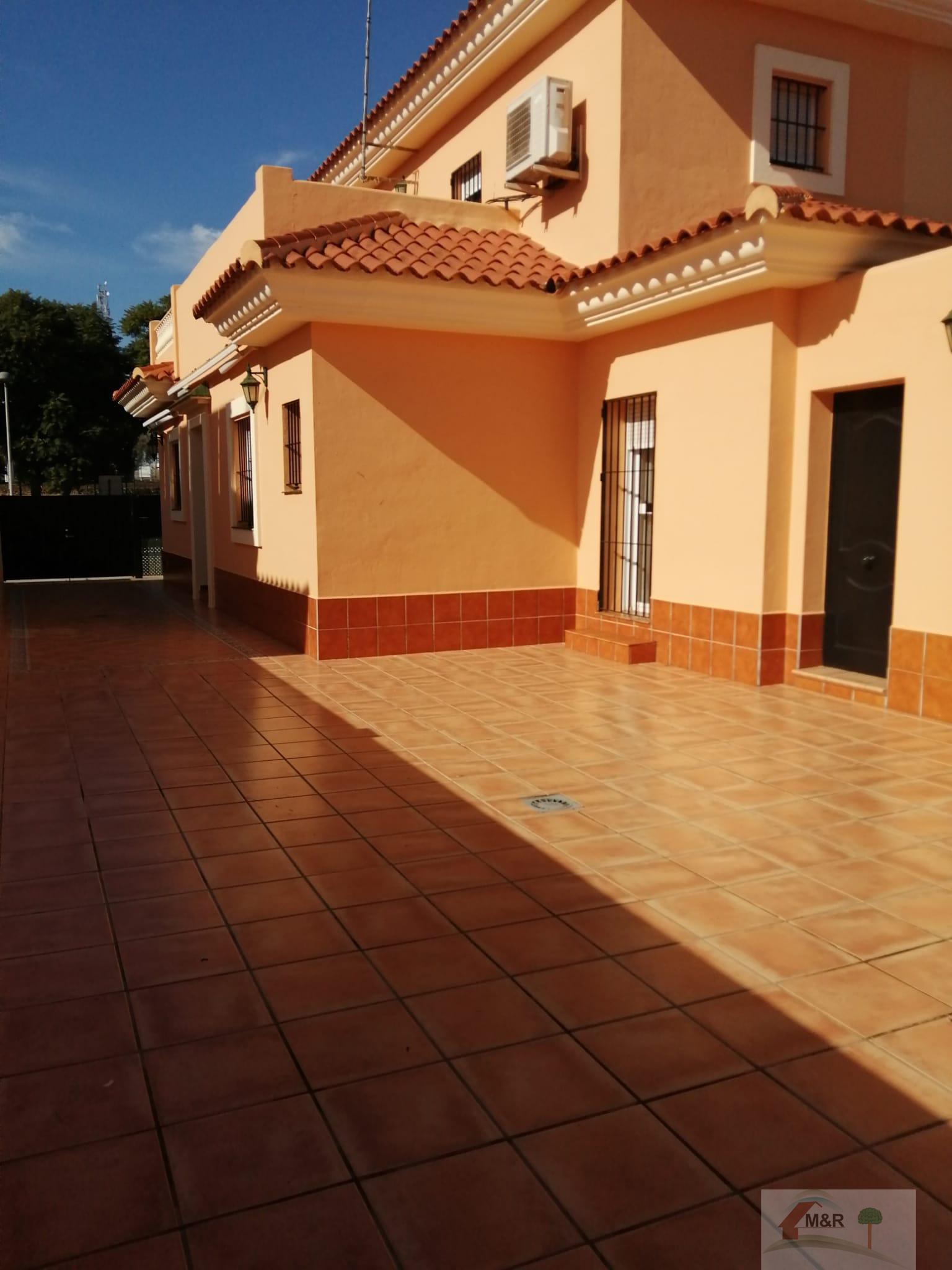 Venta de casa en Bollullos de la Mitación
