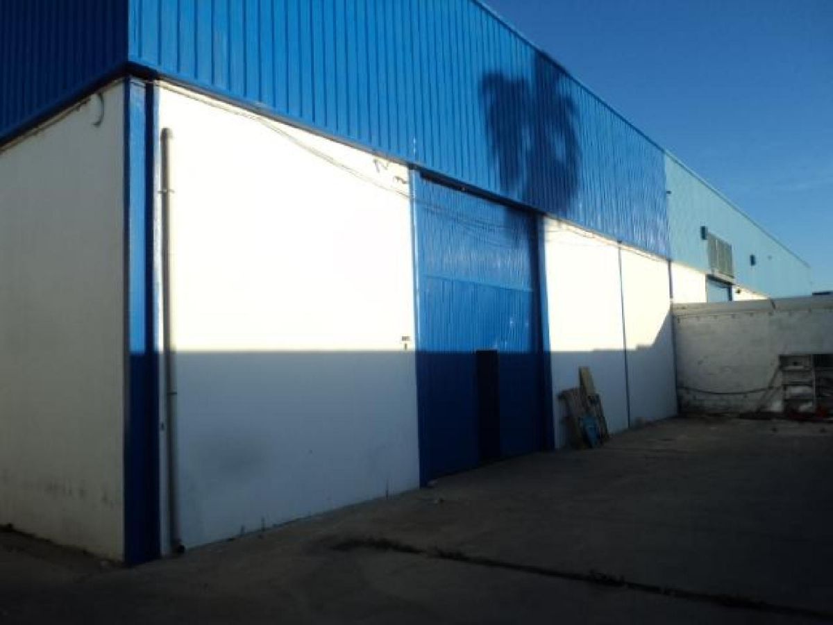 For sale of industrial plant/warehouse in Cádiz