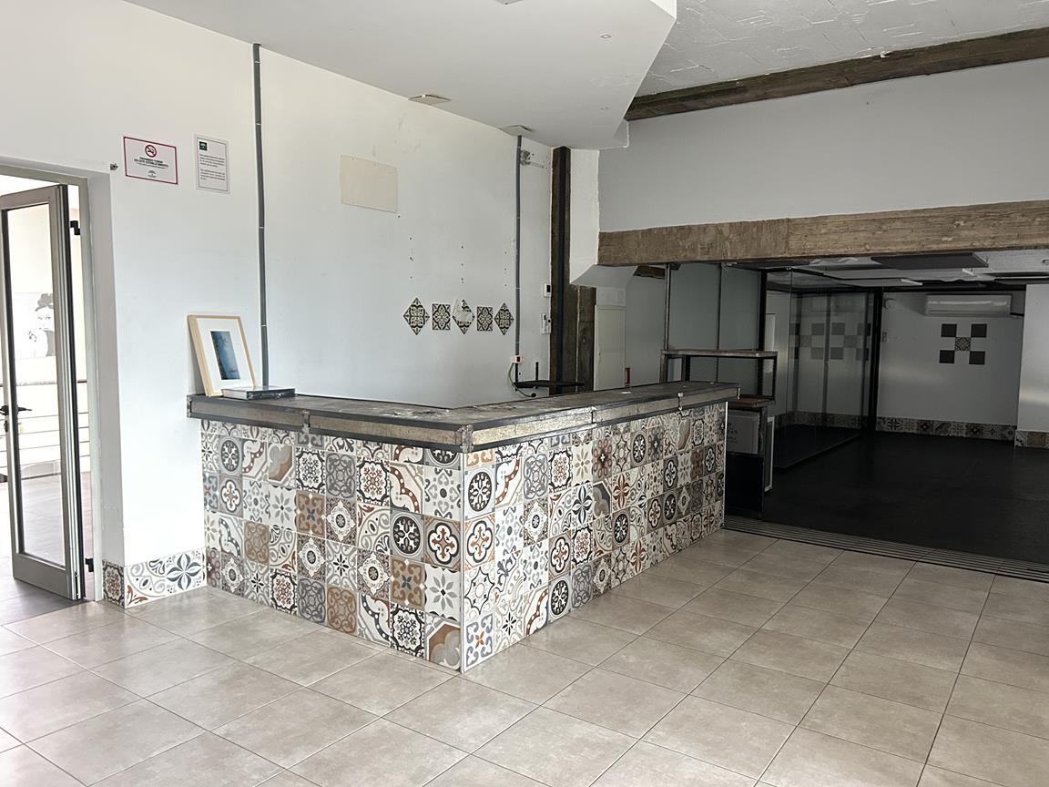 For sale of commercial in El Puerto de Santa María