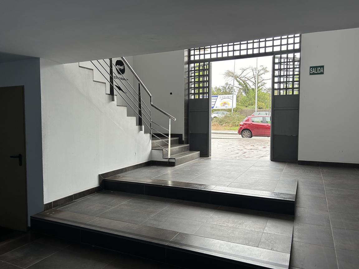 For sale of commercial in El Puerto de Santa María