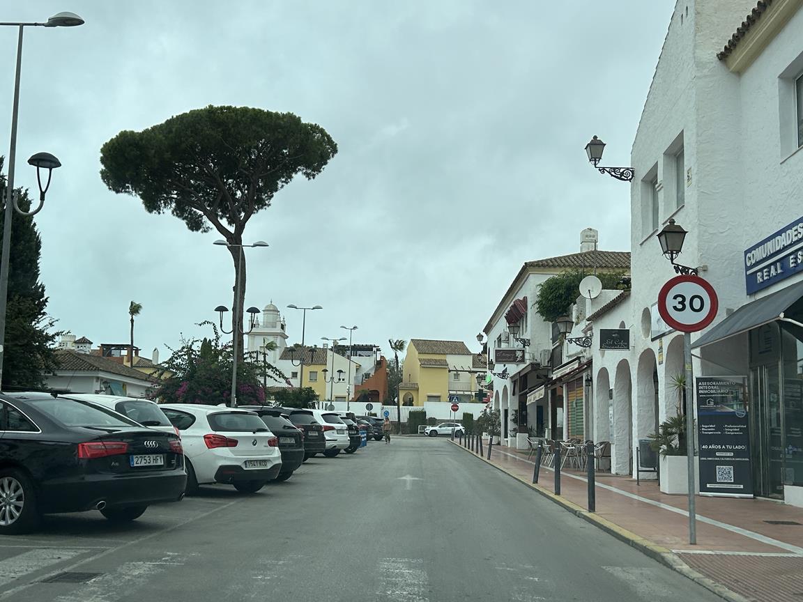 For sale of commercial in El Puerto de Santa María