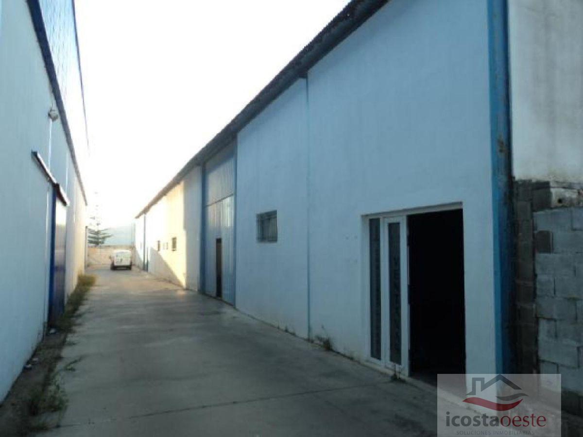 For sale of industrial plant/warehouse in Cádiz