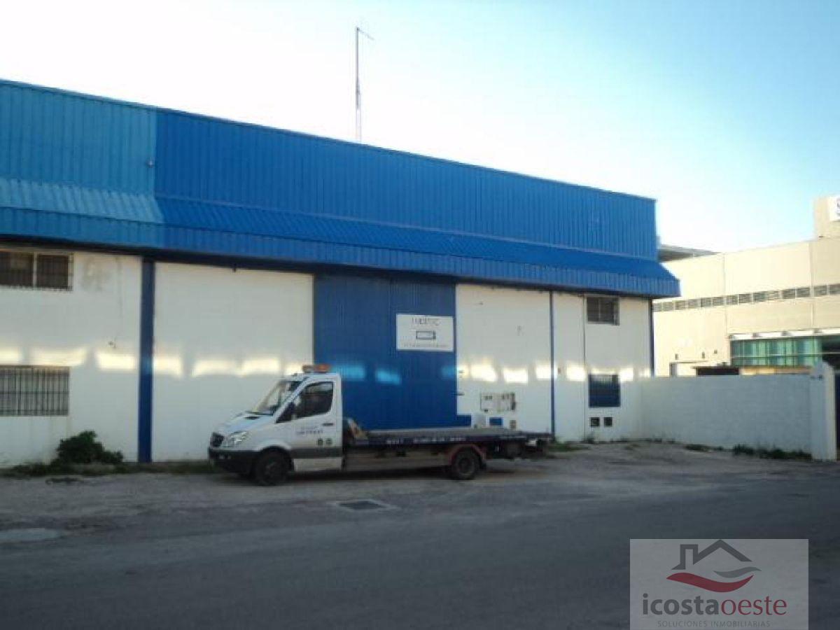 For sale of industrial plant/warehouse in Cádiz