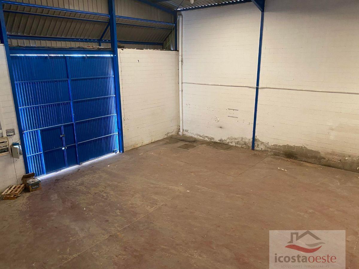 For sale of industrial plant/warehouse in Cádiz