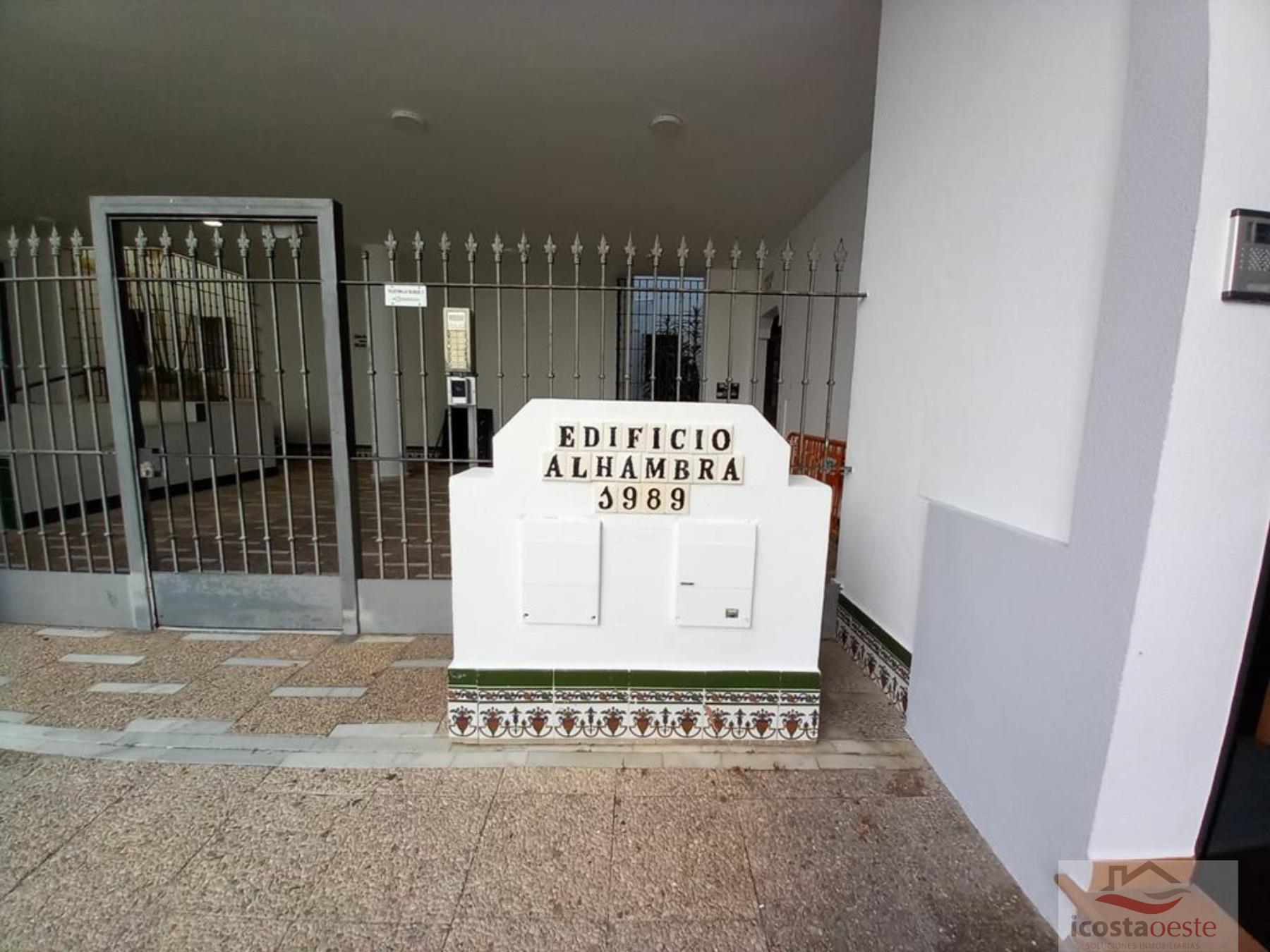 Venta de local comercial en Rota