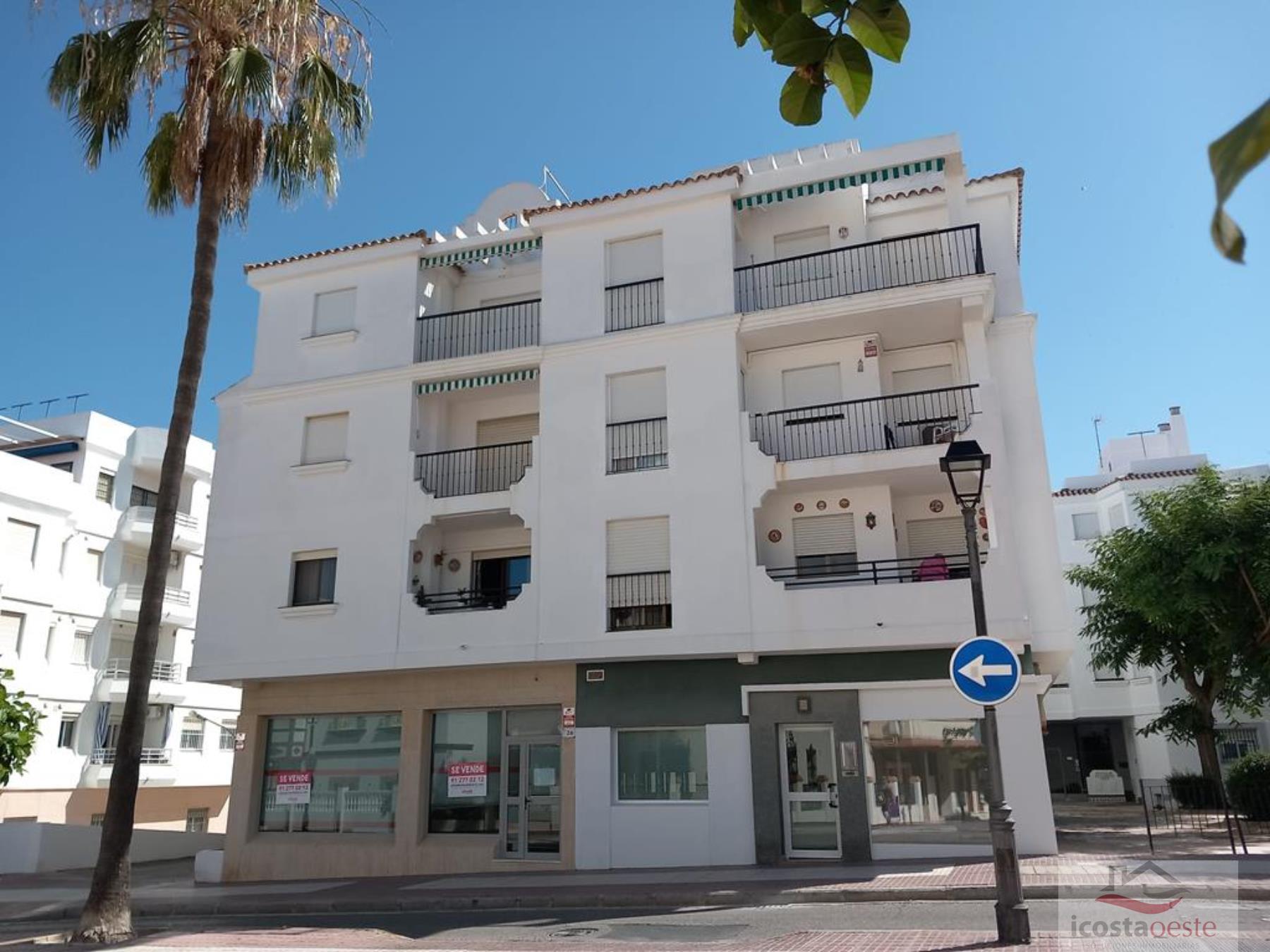 For sale of commercial in Rota