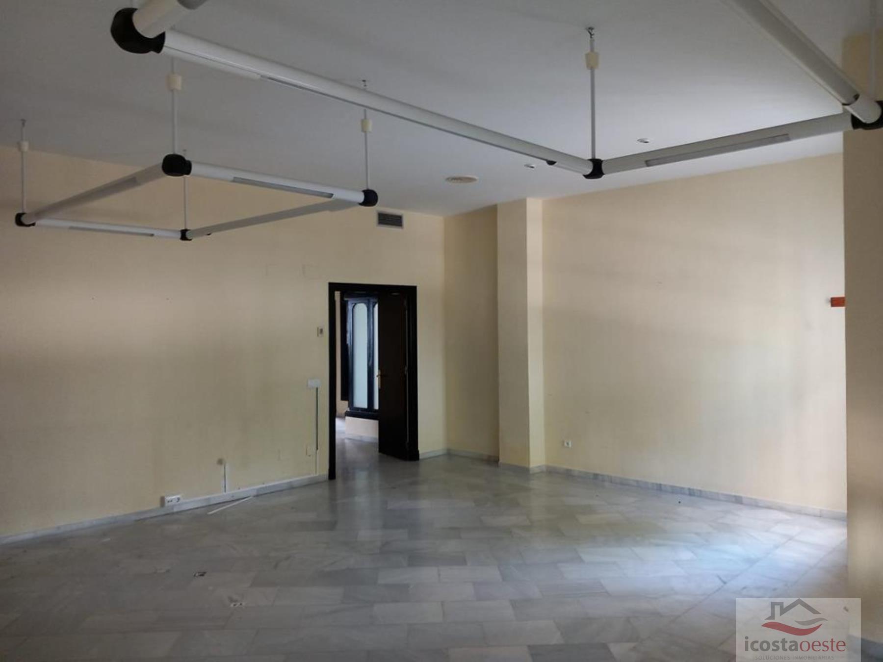 For sale of commercial in Rota