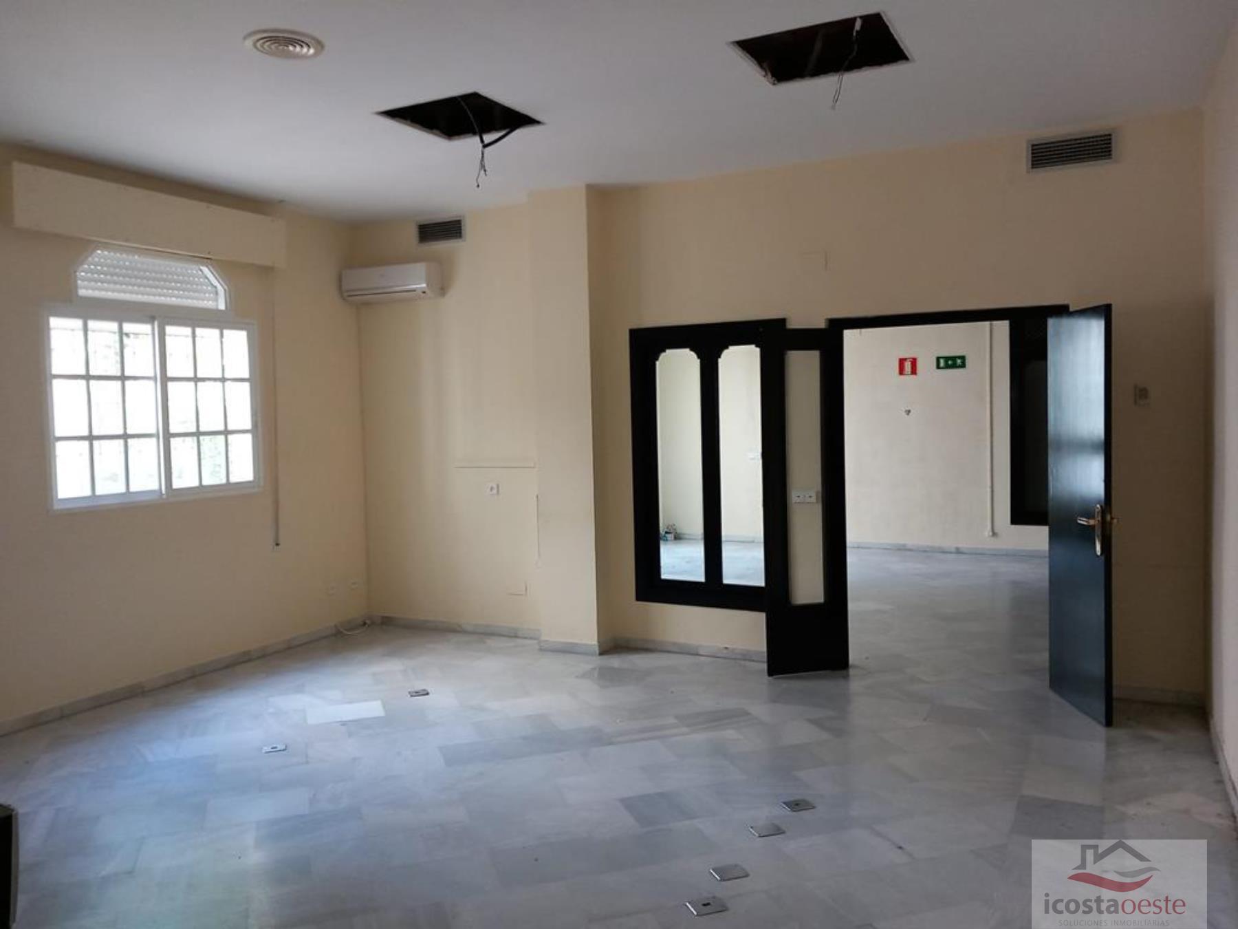 For sale of commercial in Rota