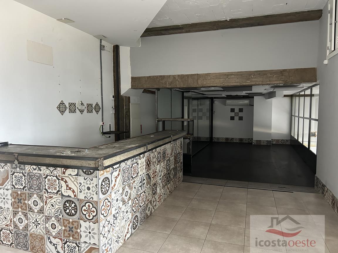 For sale of commercial in El Puerto de Santa María