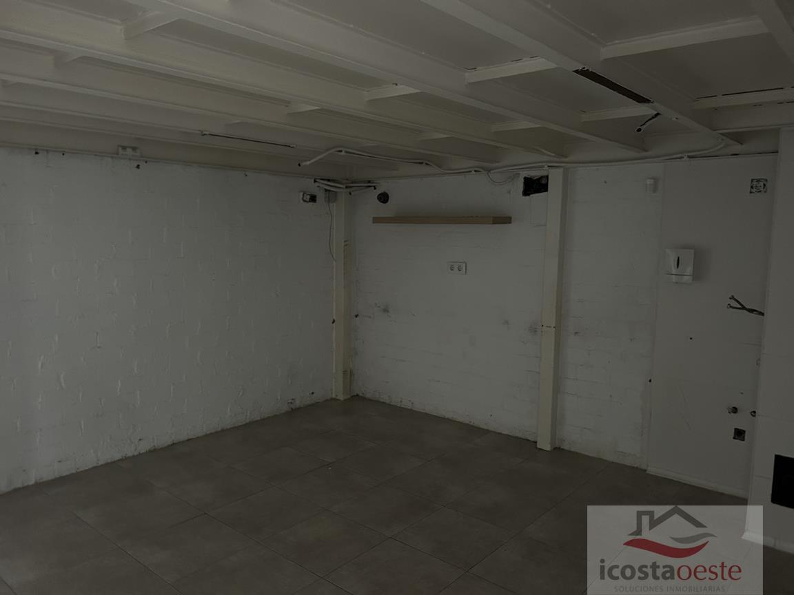 For sale of commercial in El Puerto de Santa María