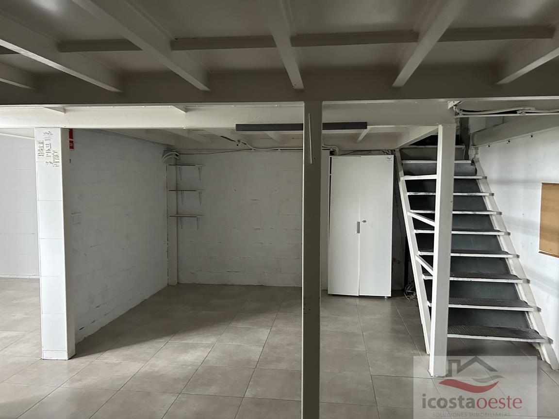 For sale of commercial in El Puerto de Santa María