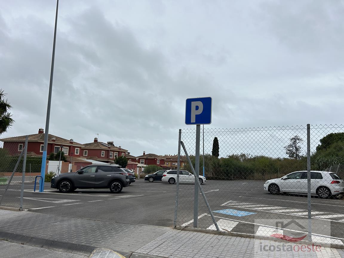 For sale of commercial in El Puerto de Santa María