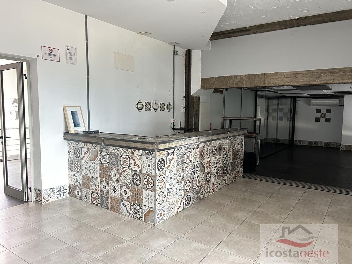For sale of commercial in El Puerto de Santa María