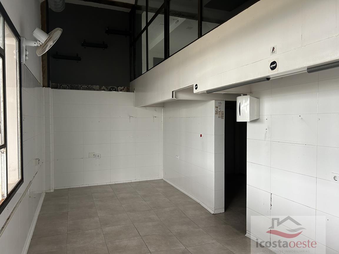 For sale of commercial in El Puerto de Santa María