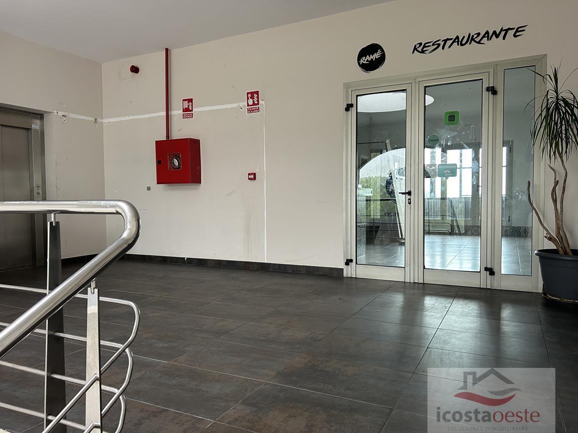 For sale of commercial in El Puerto de Santa María