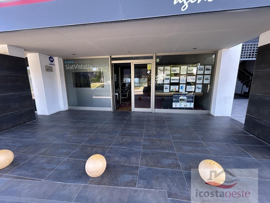 Venta de local comercial en El Puerto de Santa María