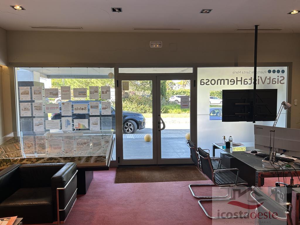 Venta de local comercial en El Puerto de Santa María