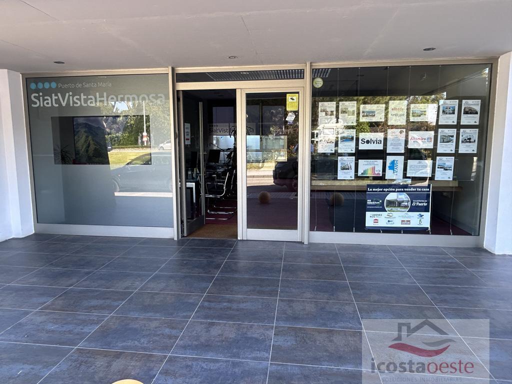Venta de local comercial en El Puerto de Santa María