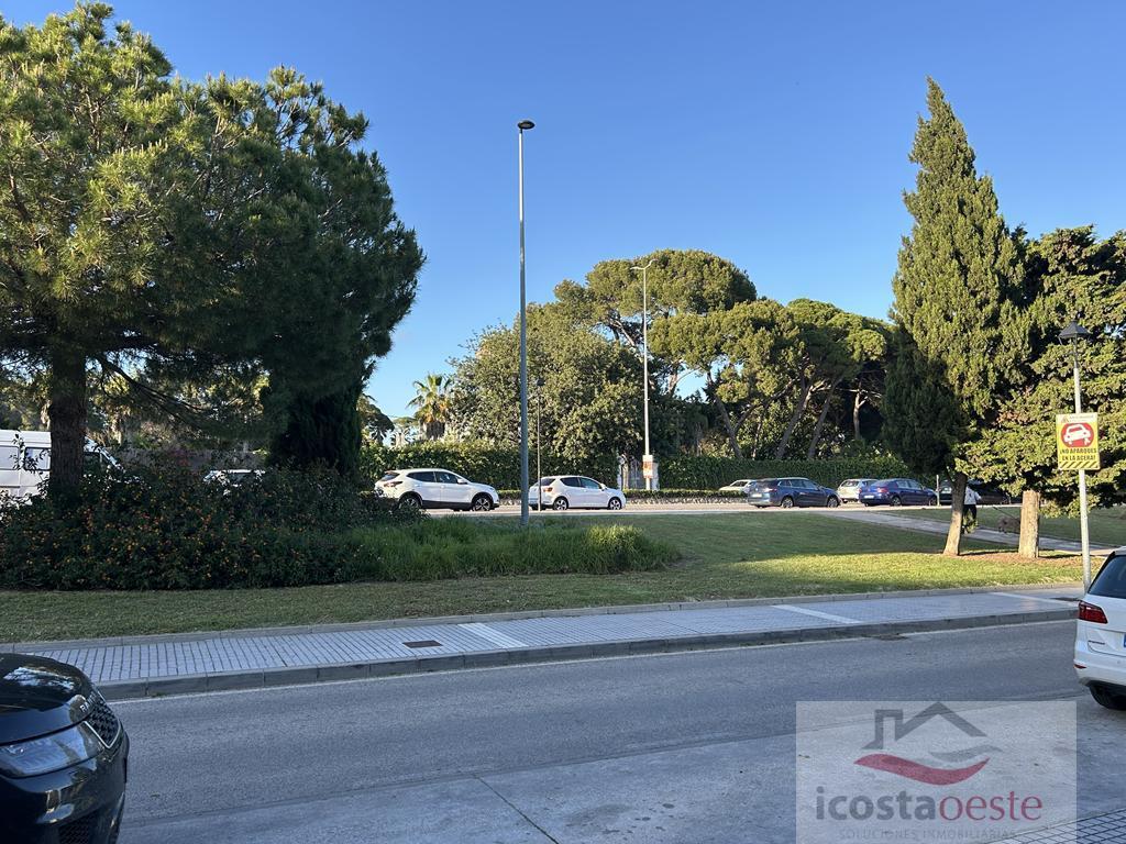 Venta de local comercial en El Puerto de Santa María