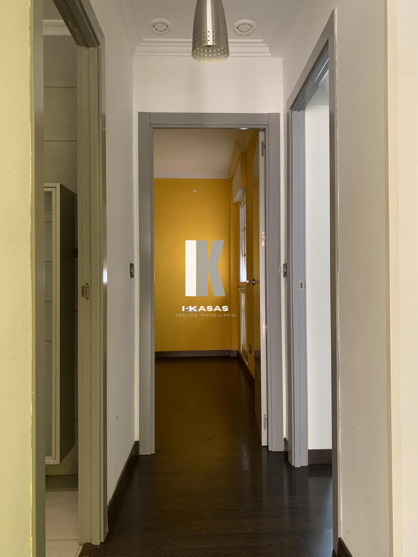 For sale of flat in Jerez de la Frontera