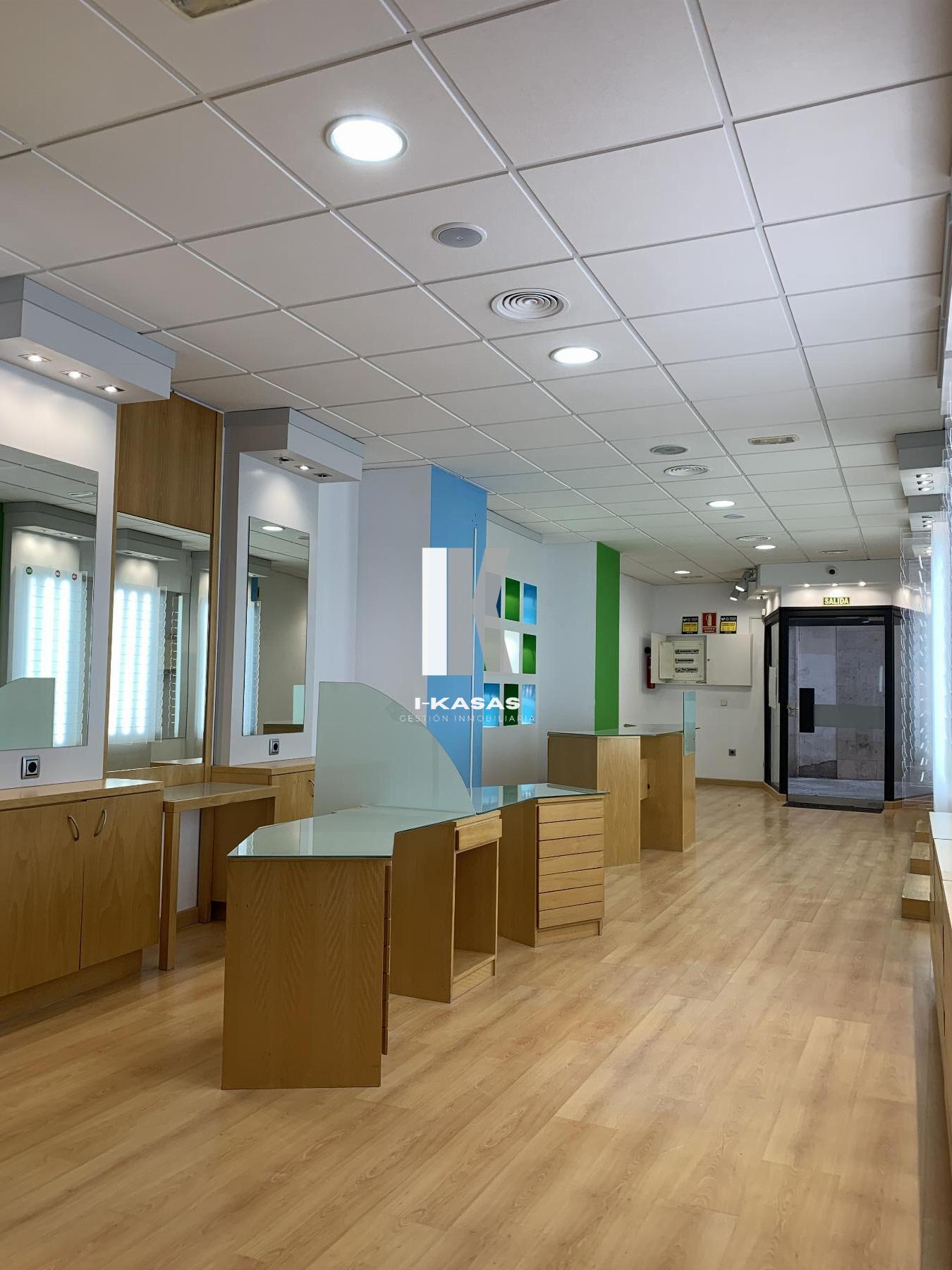 Venta de local en Jerez de la Frontera