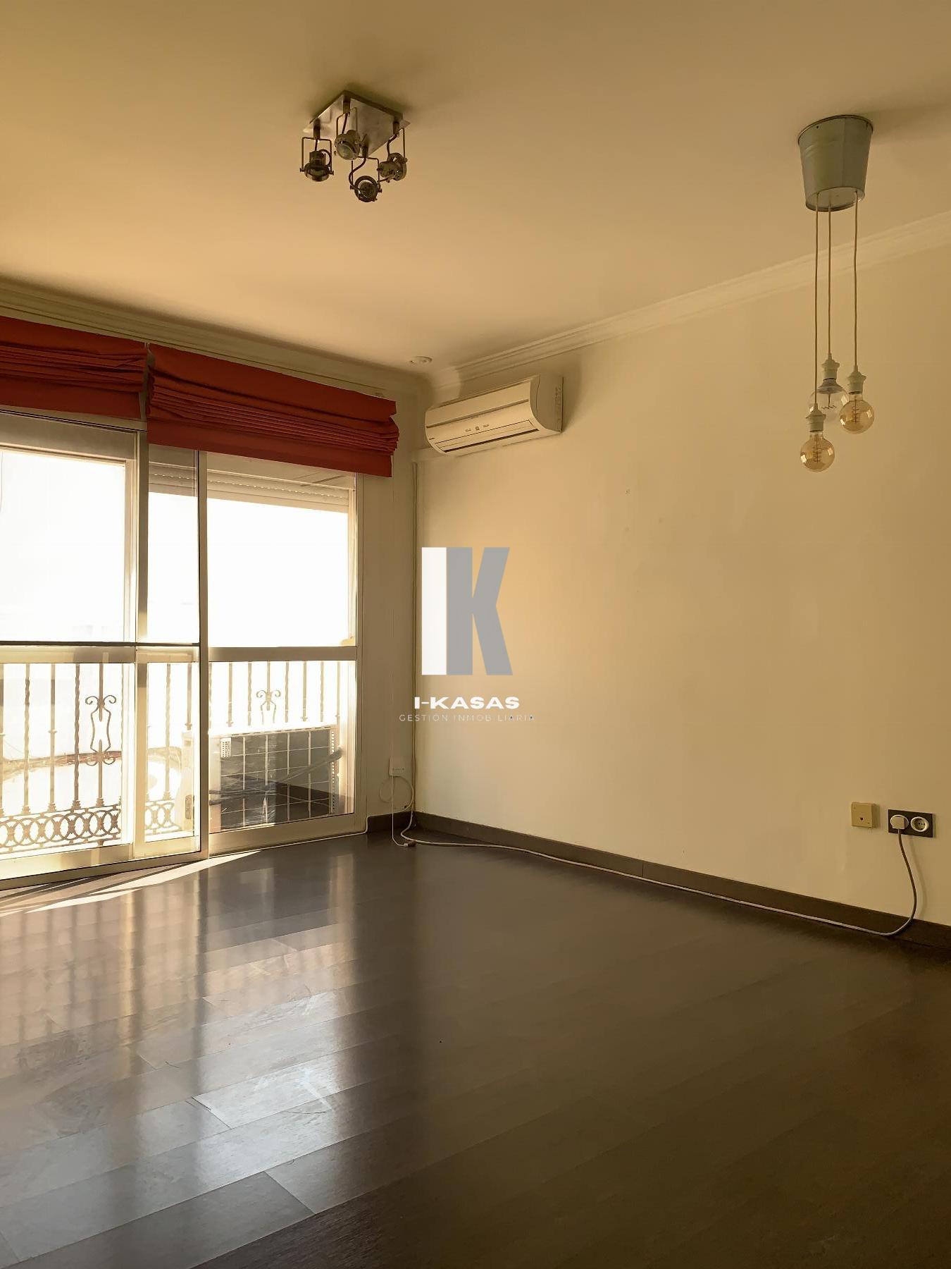 For sale of flat in Jerez de la Frontera