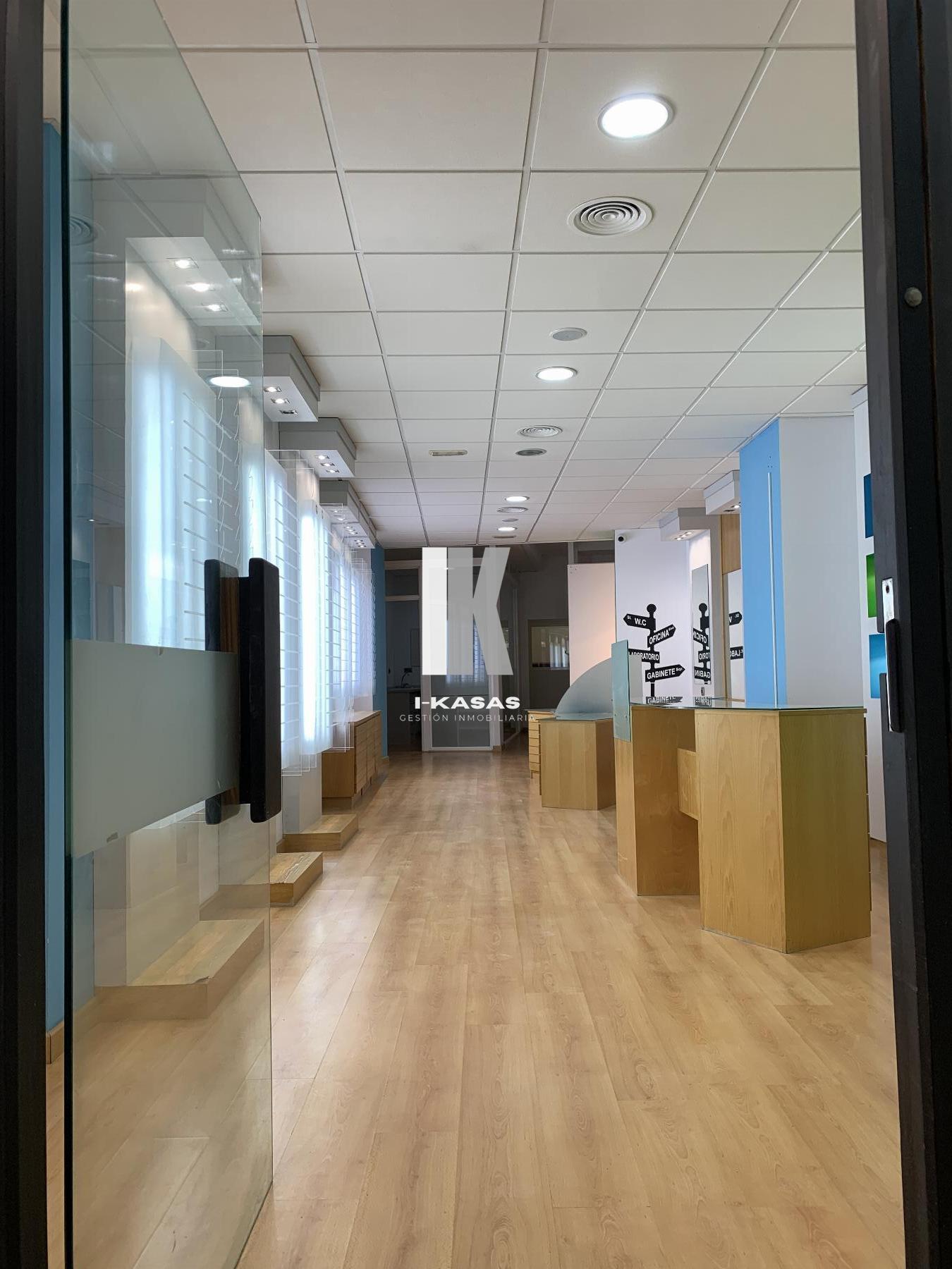 Venta de local en Jerez de la Frontera