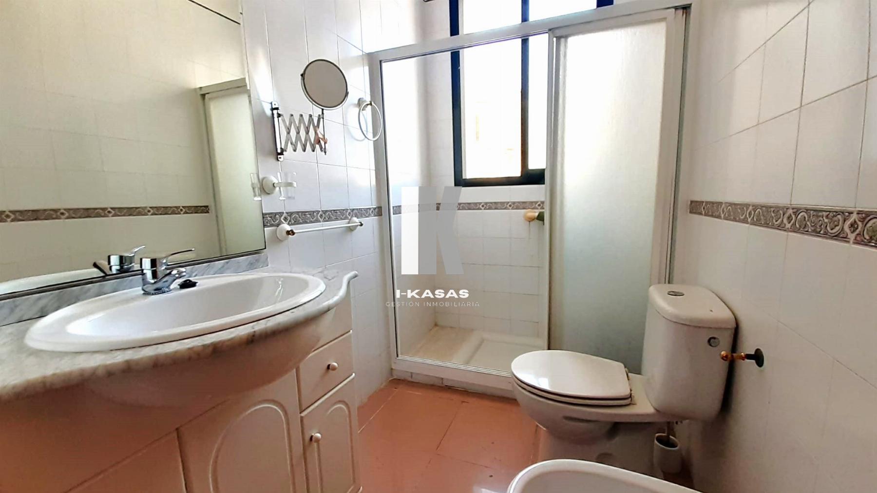 For sale of flat in Jerez de la Frontera