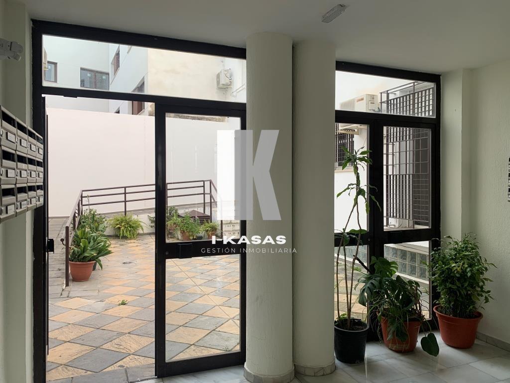 For sale of flat in Jerez de la Frontera