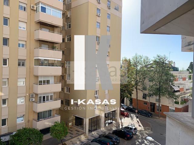 For sale of office in Jerez de la Frontera