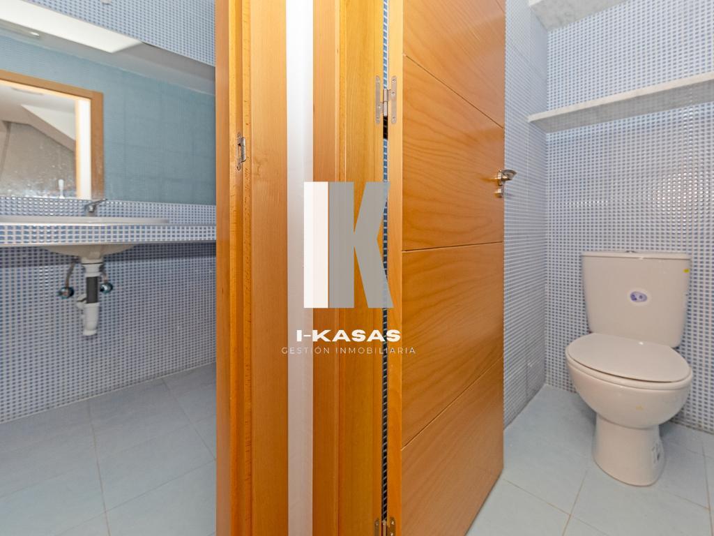 Venta de local en Jerez de la Frontera