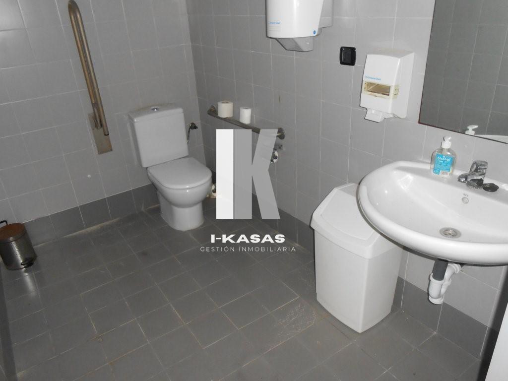 Venta de local en Jerez de la Frontera