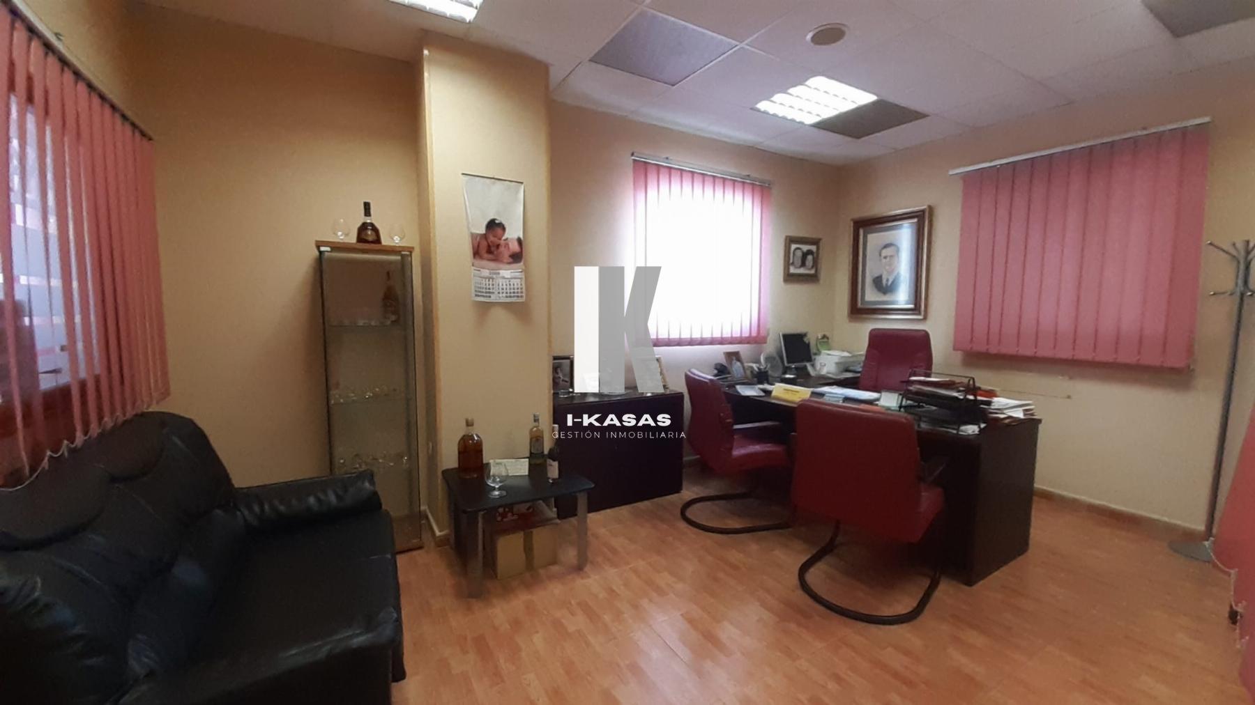 Venta de nave en Jerez de la Frontera