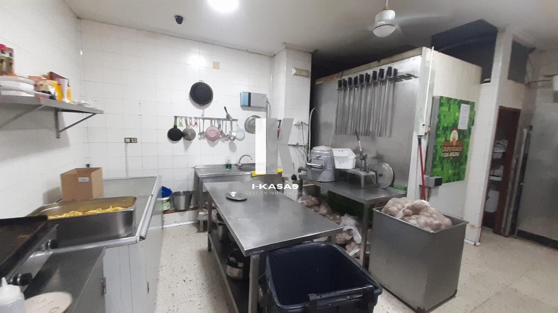 For sale of premises in Jerez de la Frontera