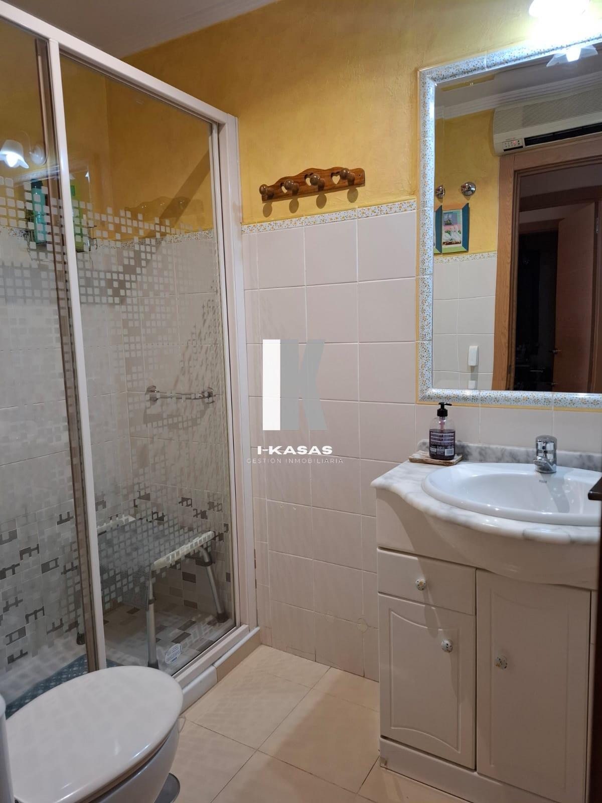 For sale of flat in Jerez de la Frontera