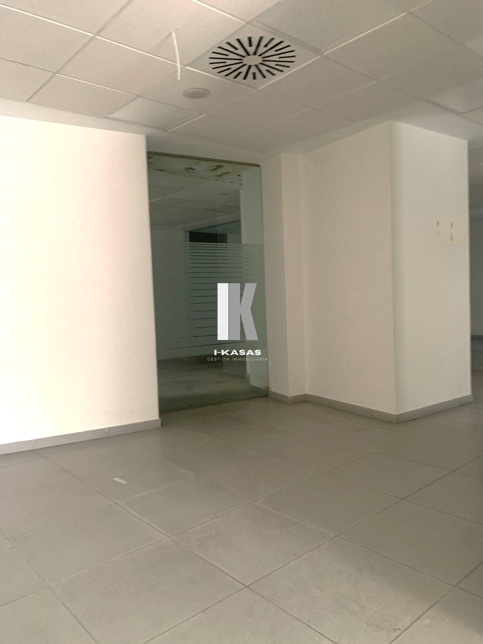 Venta de local en Jerez de la Frontera