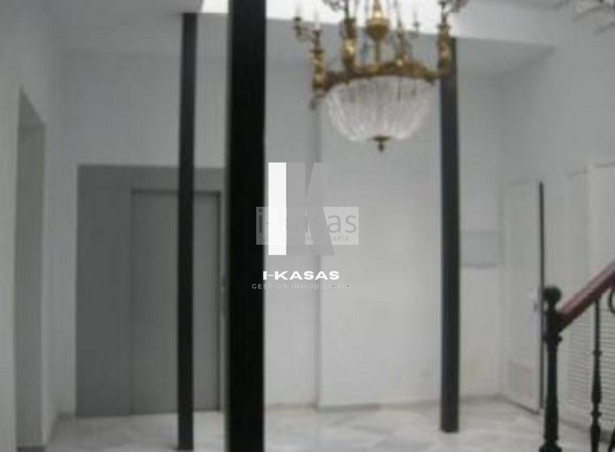 For sale of office in Jerez de la Frontera