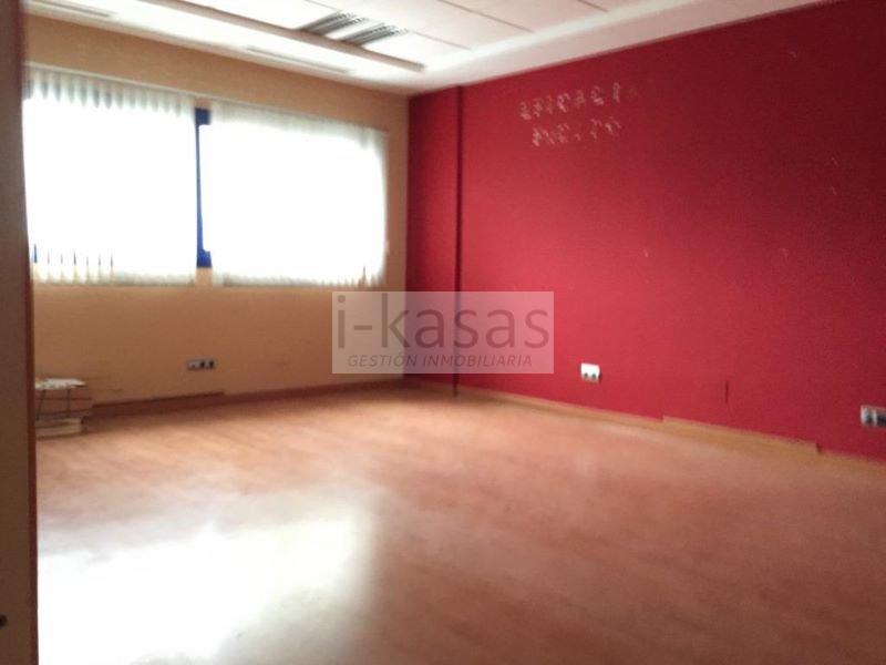 For sale of office in Jerez de la Frontera