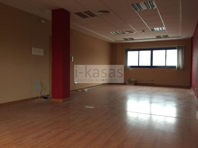 For sale of office in Jerez de la Frontera