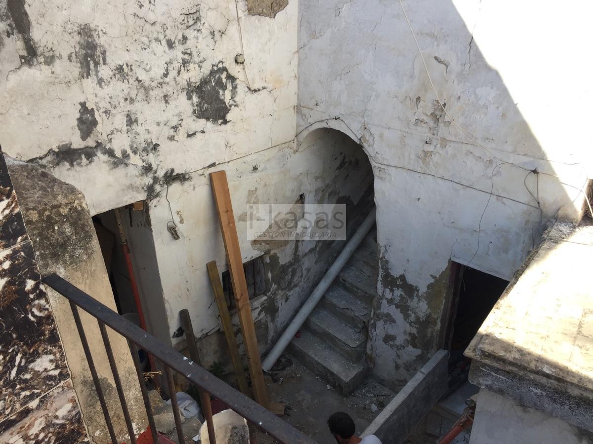 For sale of house in Jerez de la Frontera