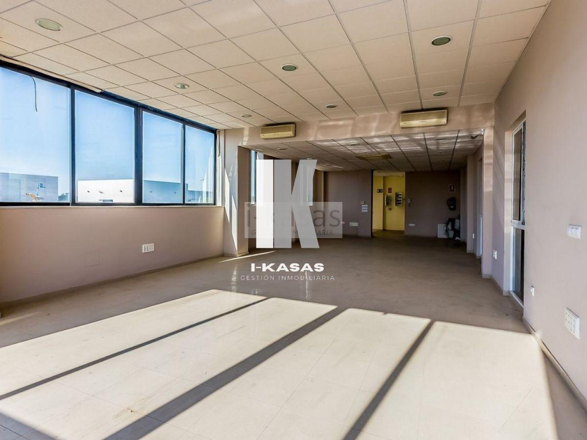 For sale of warehouse in Jerez de la Frontera