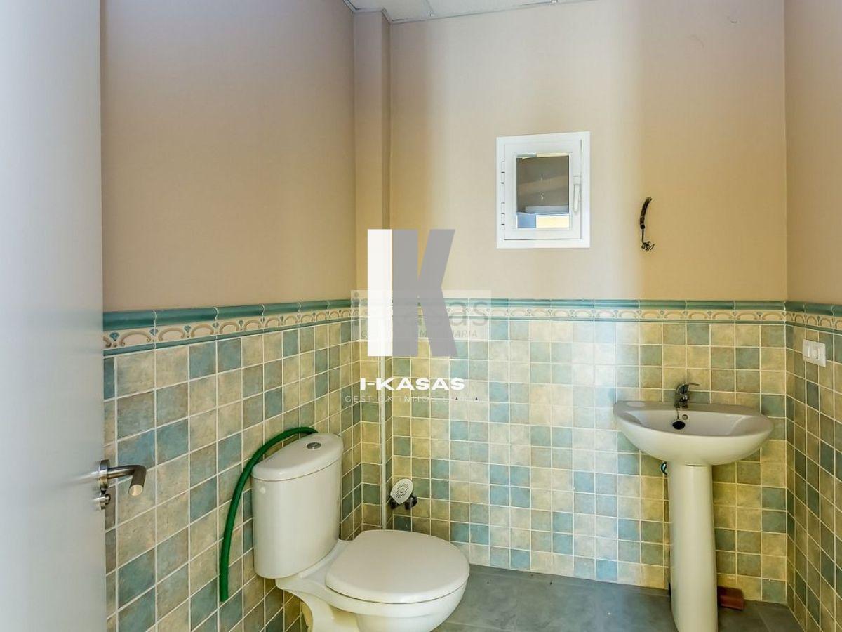 For sale of warehouse in Jerez de la Frontera