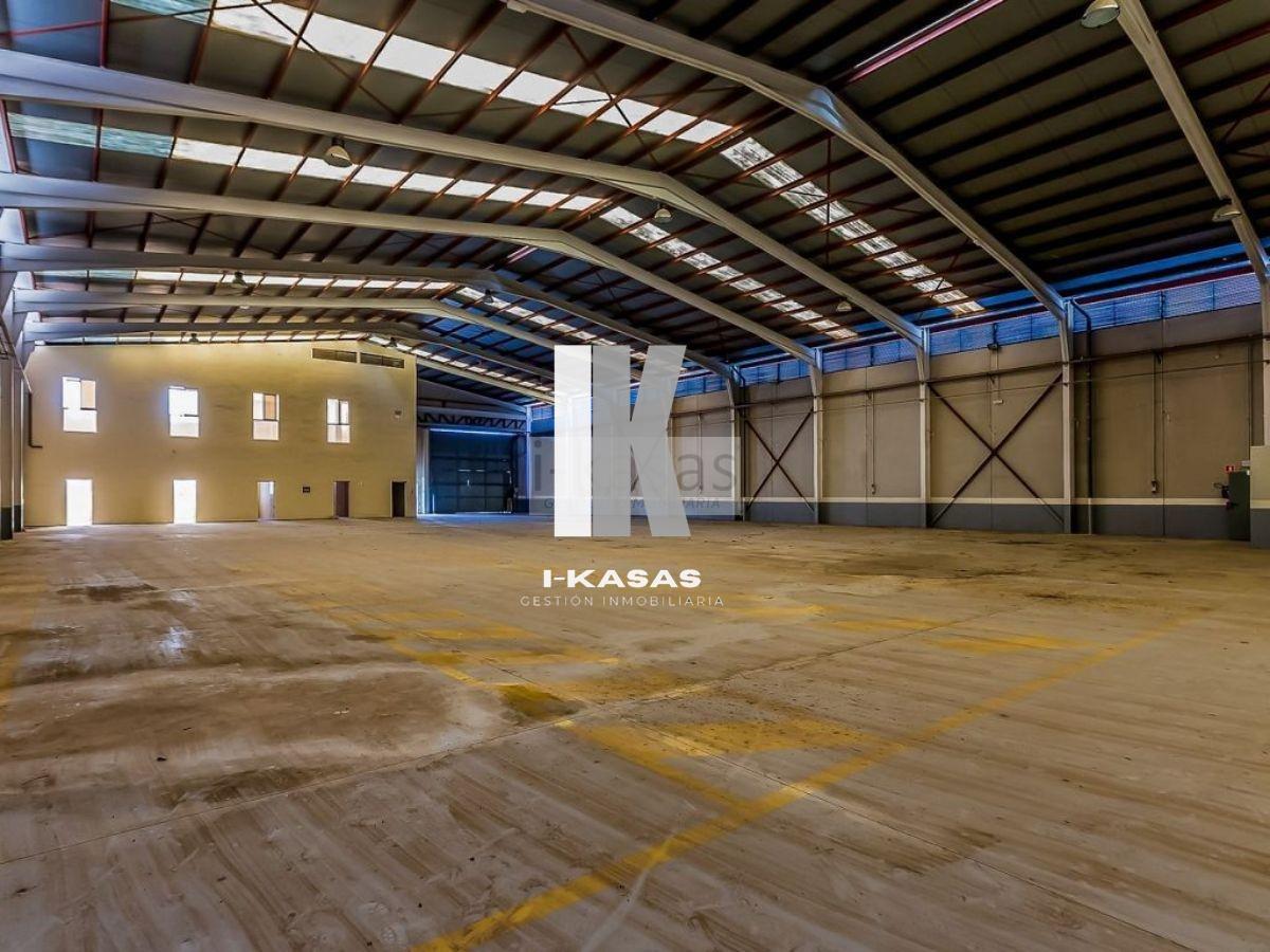 For sale of warehouse in Jerez de la Frontera